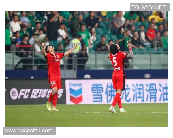 成都蓉城奥地利籍守门员教练汉斯正式加盟北京国安引发球迷热议