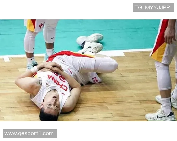 沈梓捷复出后再次崴脚记者称脚踝问题不严重未去医院检查